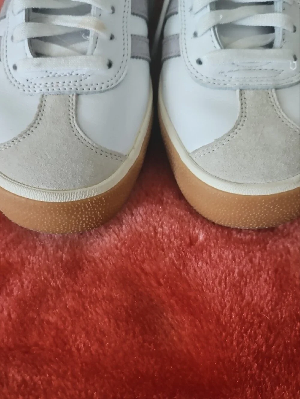 adidas stripes are